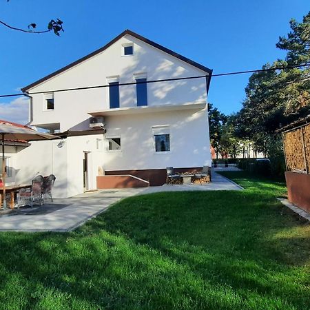 7 Kucica Apartment Livno Luaran gambar